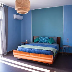 לינה וארוחת בוקר Home&more, נאפולי