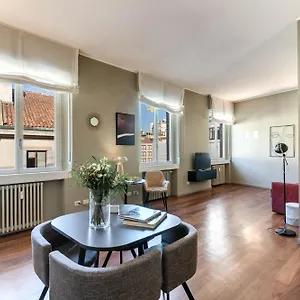 https://suite-santa-tecla.it-lombardy.com