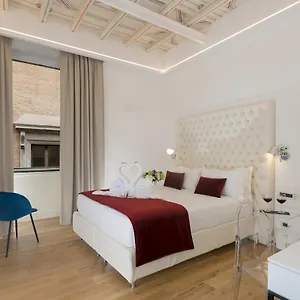 https://hotel-navona.it-romehotels.com